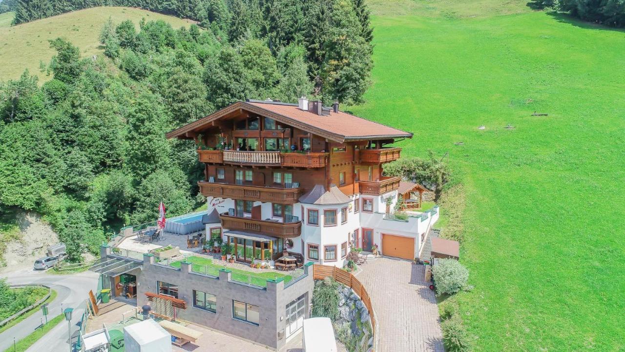 Appartement-Gaestehaus Marie Anderl Saalbach-Hinterglemm Exteriér fotografie